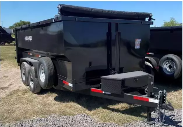 Why You Should Book a Dump Trailer Rental for Spring Cleaning