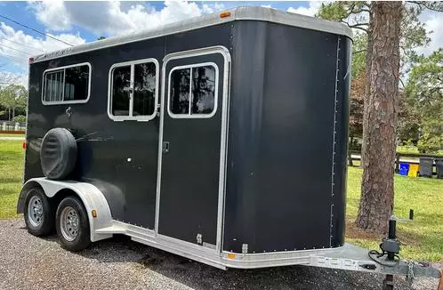 Horse Trailer Rental Loading Tips: 2026 Handler Guide