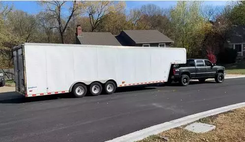 How to Avoid Clearance Issues with a Gooseneck Trailer