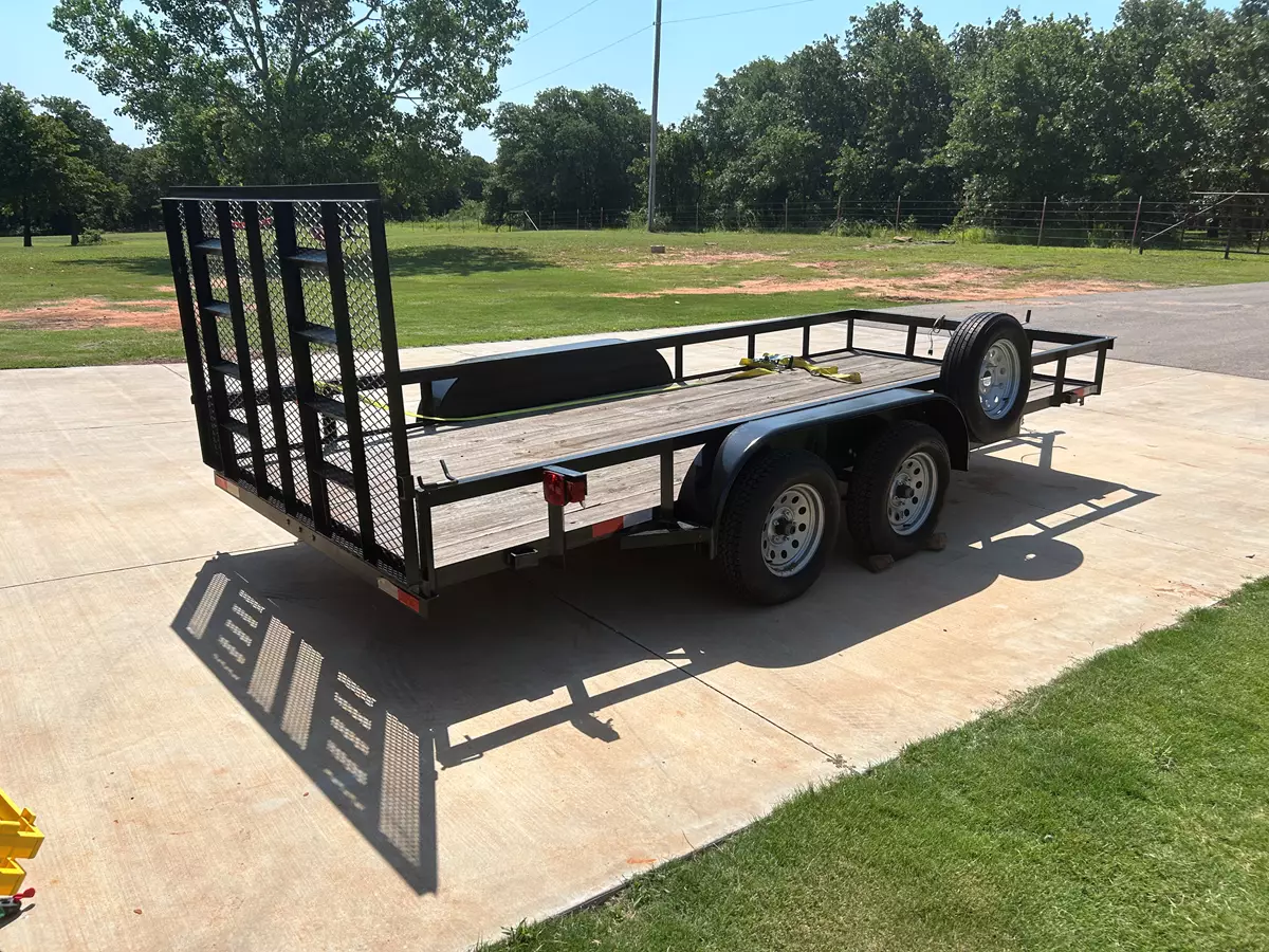16 foot tandem axle with gate