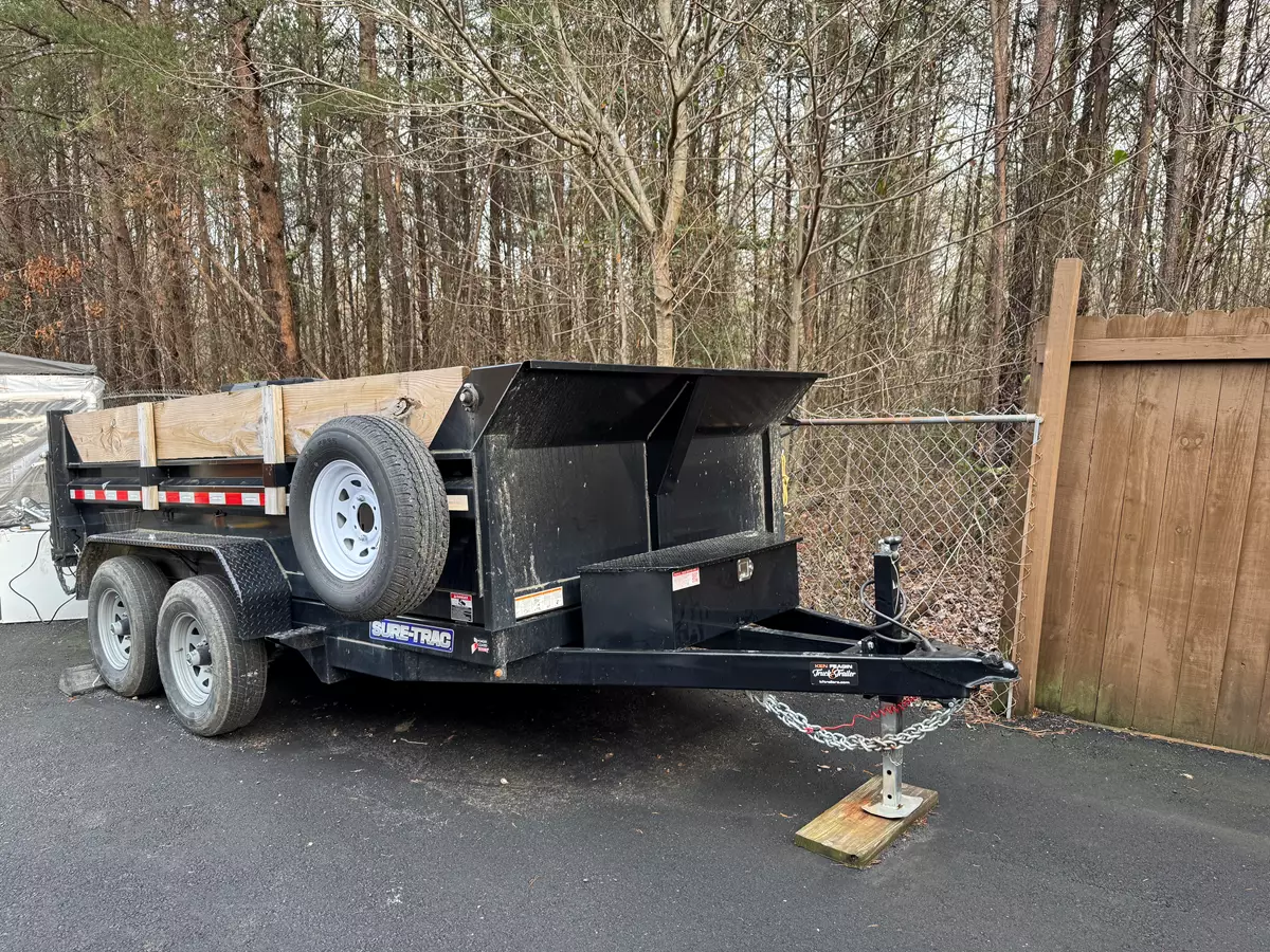 12' Dump Trailer