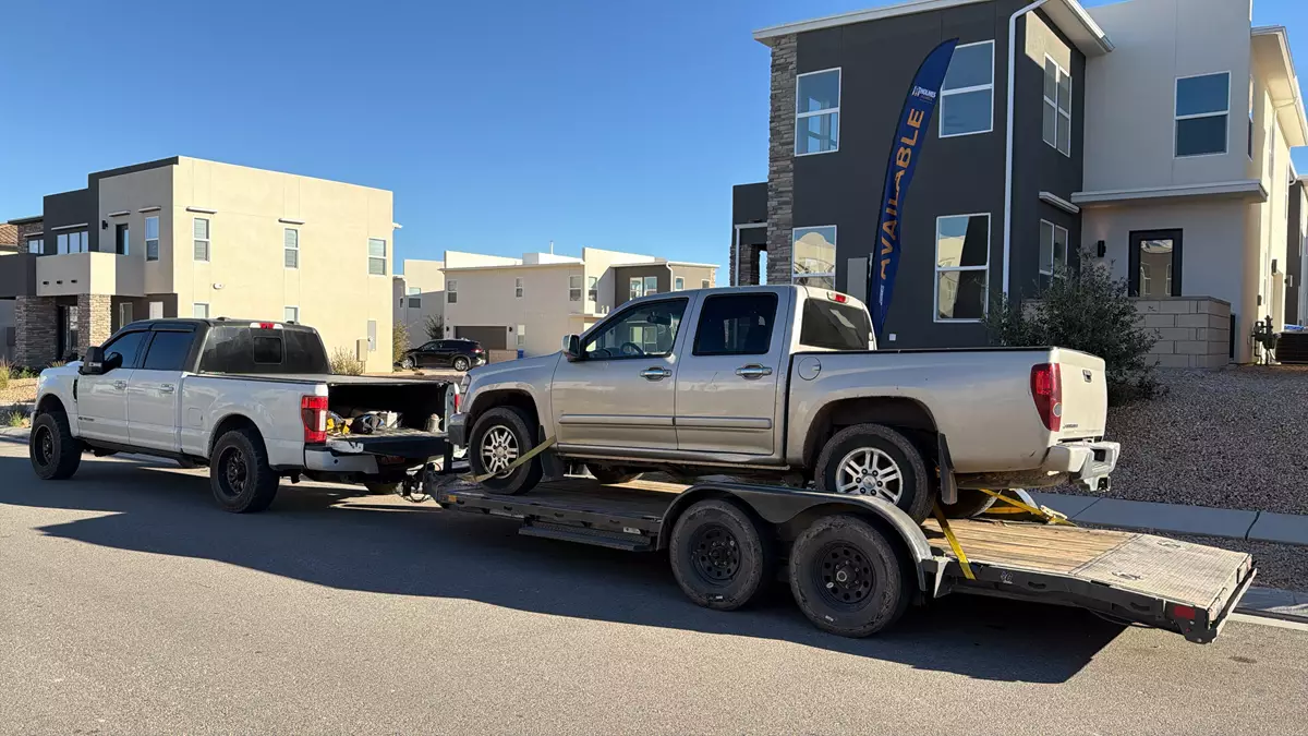 18’ Diamond C Carhauler Flatbed