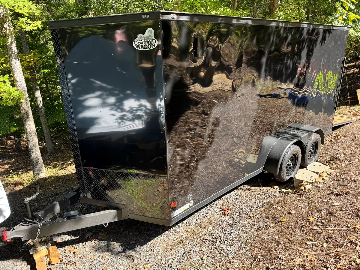 Enclosed 7' x 16' V-nose