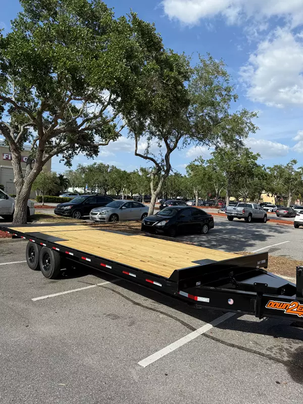8.5ft x 24ft Hydraulic Tilt Deck Trailer