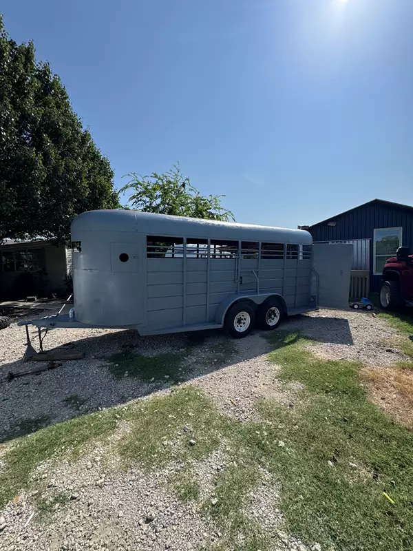16' Horse/ stock trailer