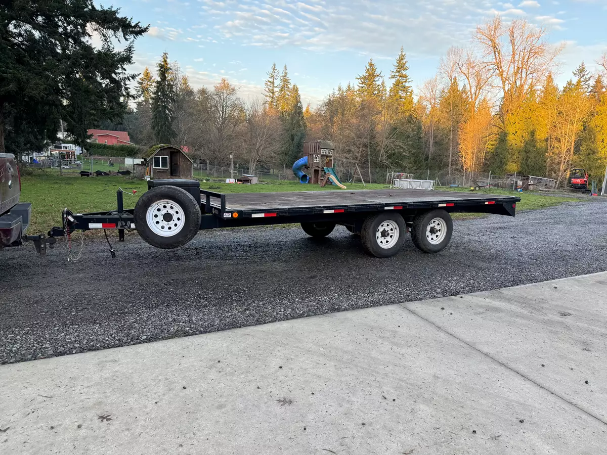 16-Foot Deck-over Flatbed Trailer