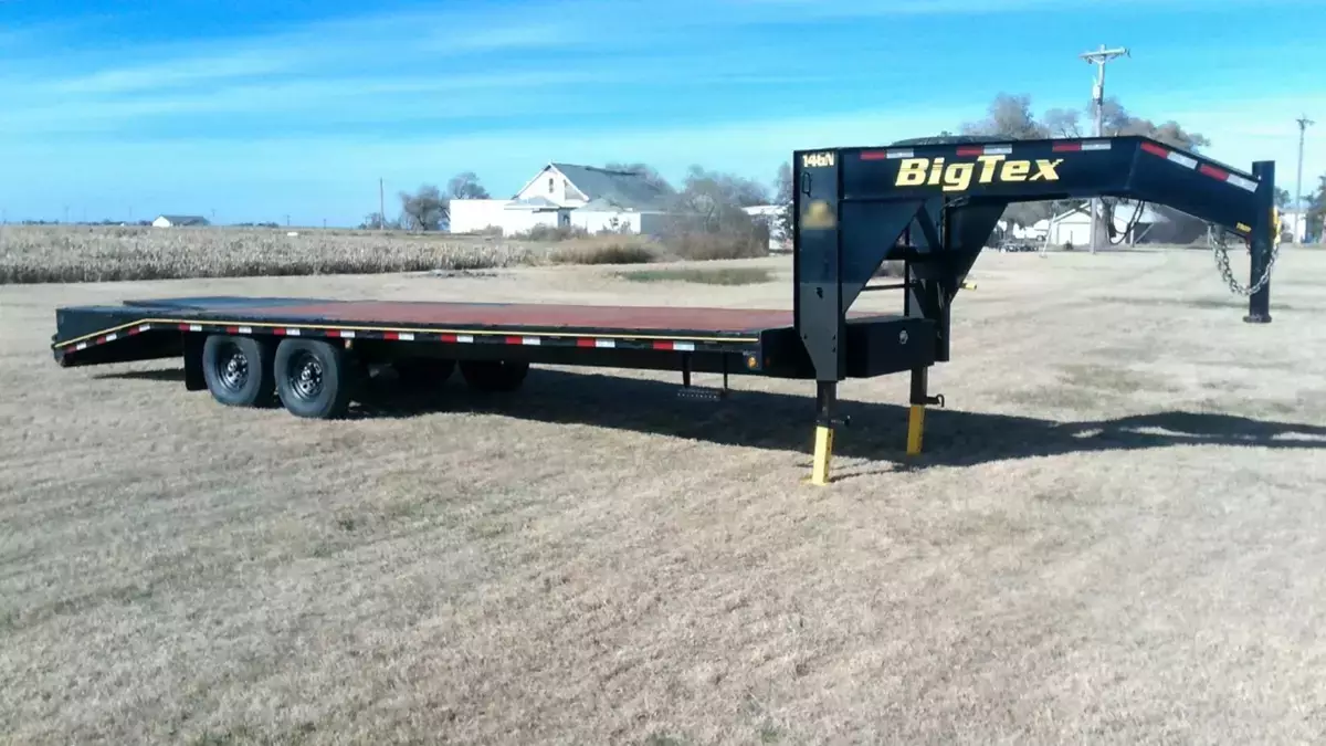 2012 Big Tex 25' Gooseneck 14,000lb GVWR