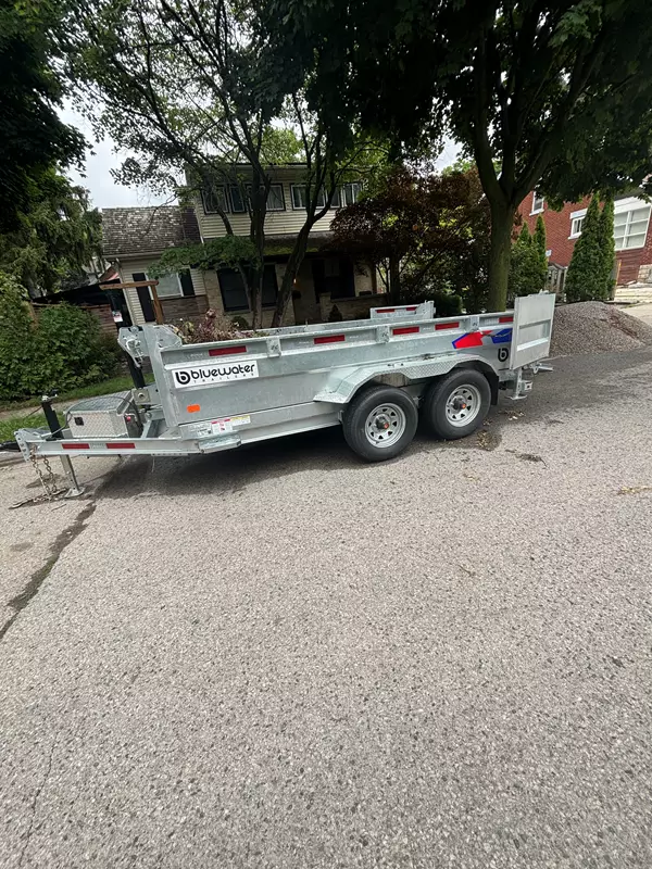 6' x 12' Heavy-Duty Hydraulic Dump Trailer - Perfect for Landscaping 