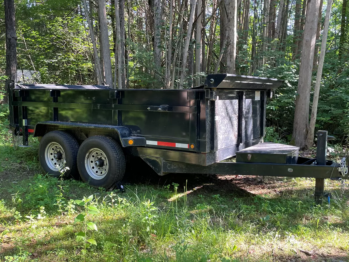 12ft x 8ft Hydraulic Dump Trailer