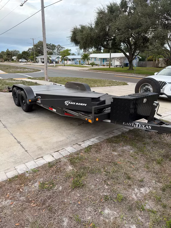 20'x7' 12K Car/Equipment Trailer With Winch & Race Ramps