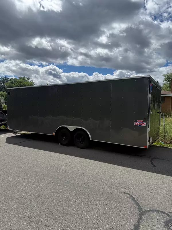 24' x 8.5' Enclosed Trailer