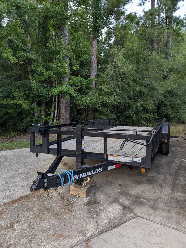 6'11" x 20' Utility Trailer