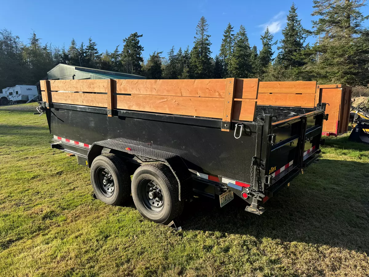 14-Foot Dump Trailer