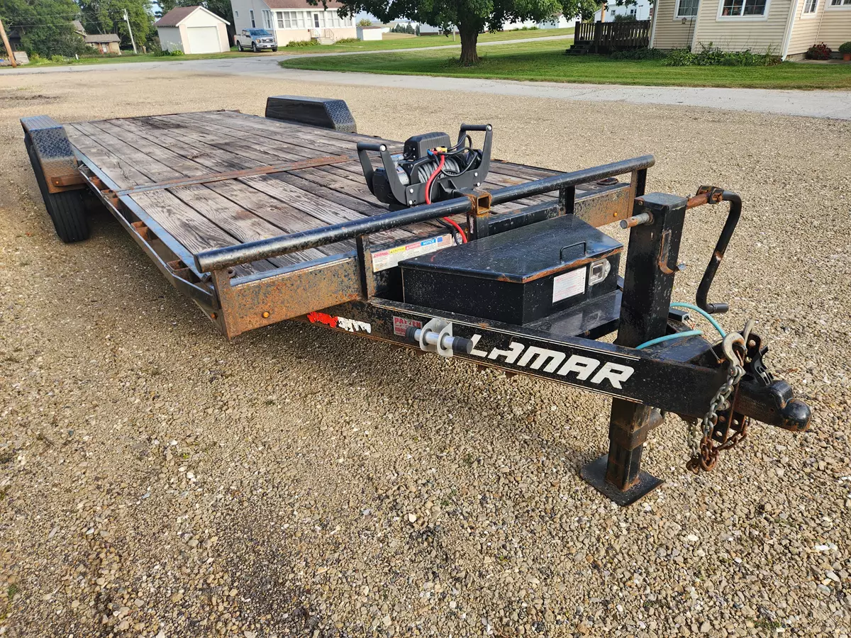 2019 22’ Tilt Deck Trailer, 18’ of Deck Tilts. 14,000lb GVWR