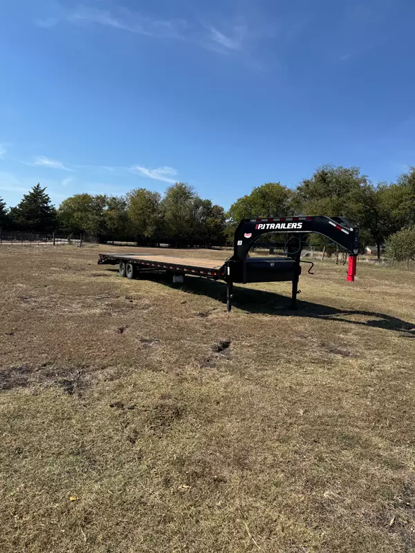 PJ 36ft Gooseneck Flatbed Trailer