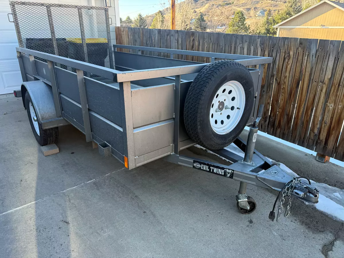 5X10 Utility Trailer with Sides and inside tie downs 