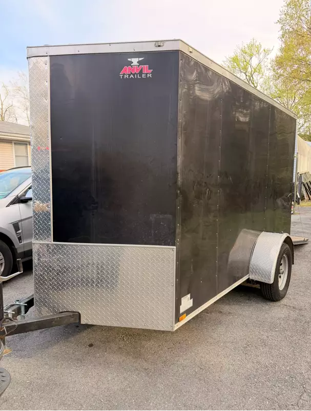 6' x 10' Enclosed Trailer