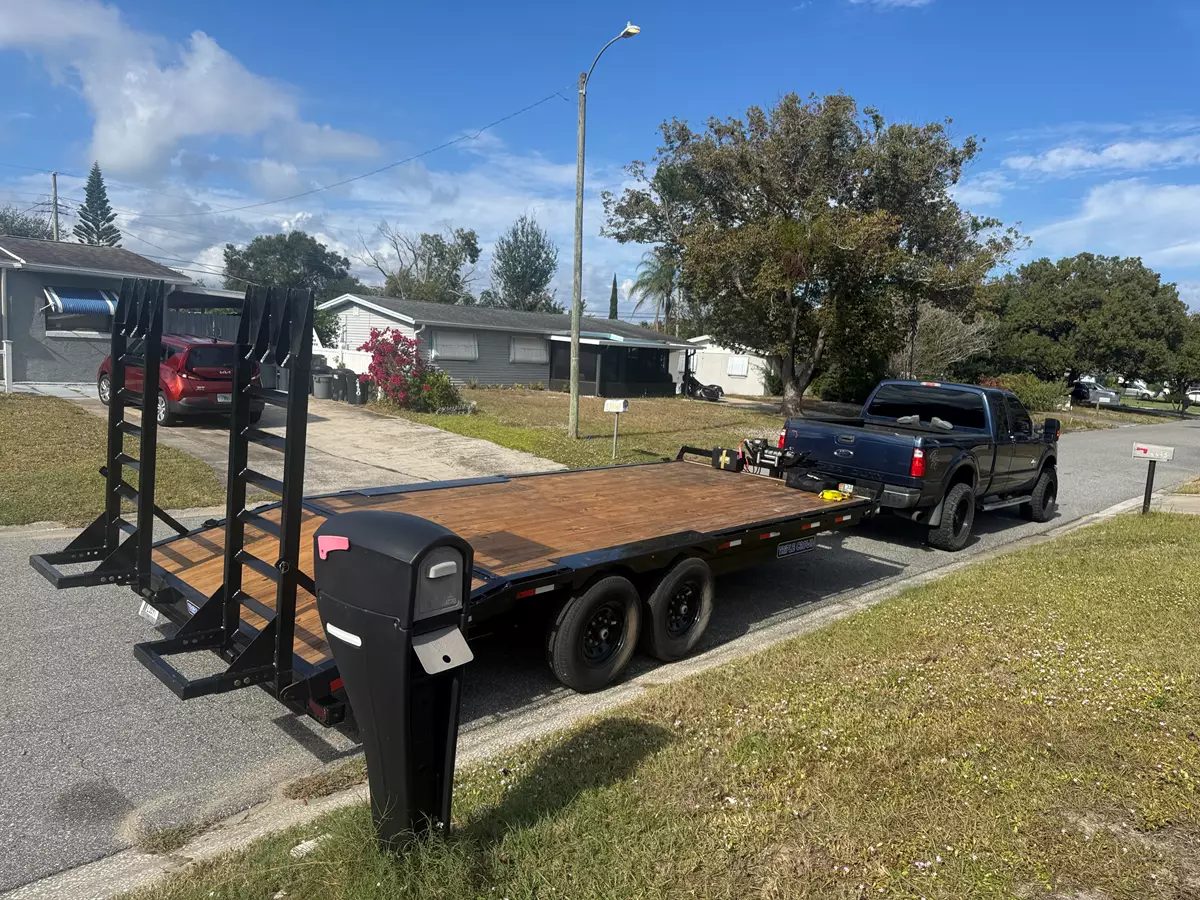 8' x 20' Car Hauler