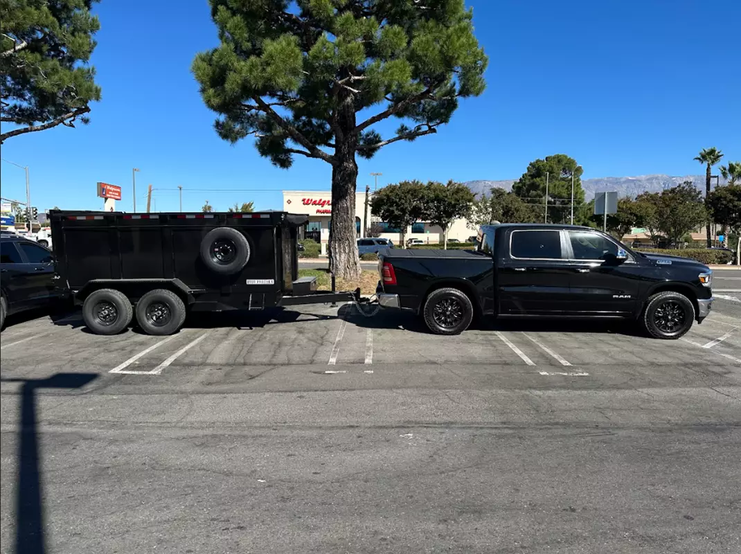 Heavy Duty 7x12x4 Dump Trailer (10klbs Max Load)