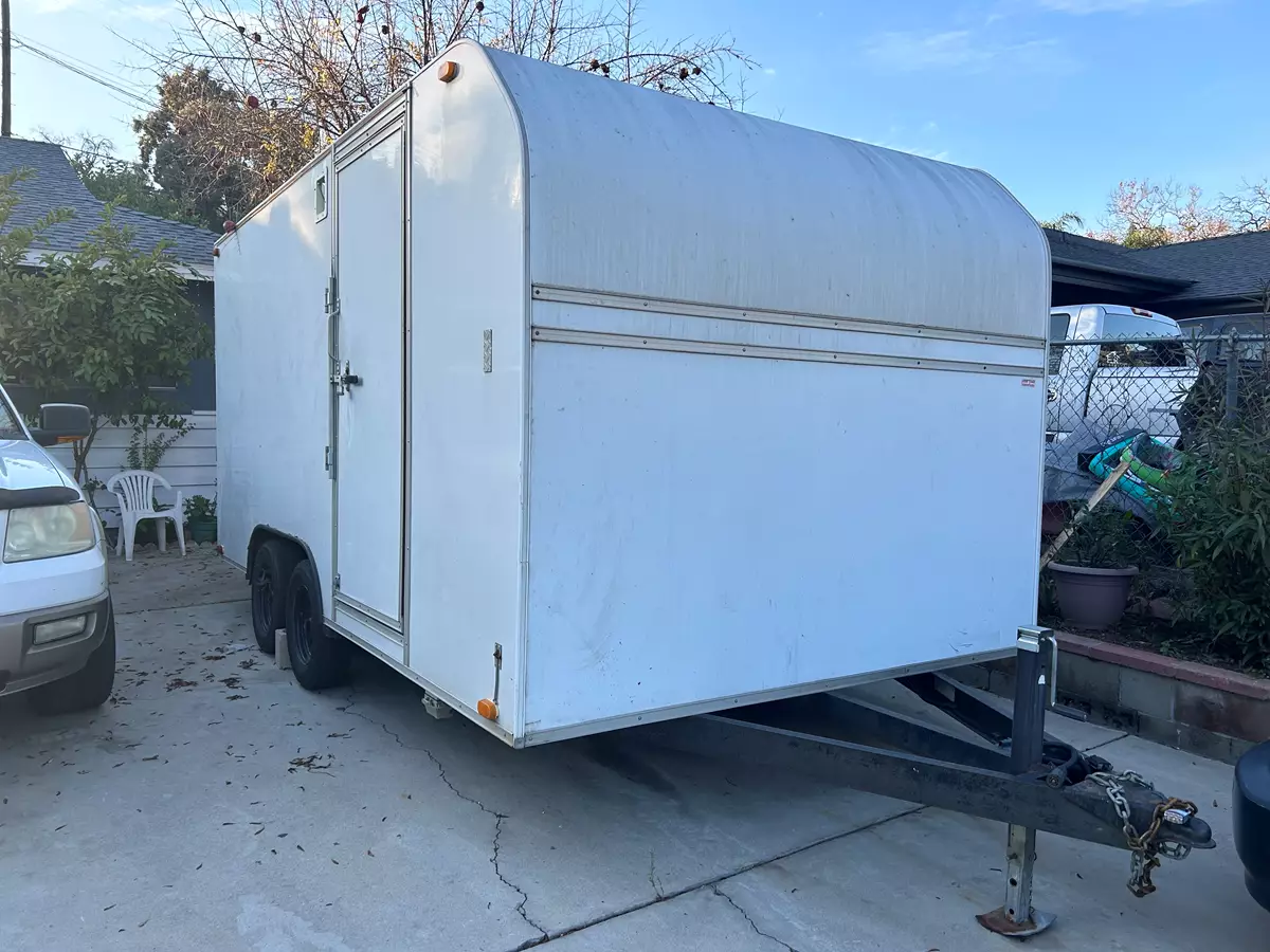 8.5'x16' Apache enclosed trailer 