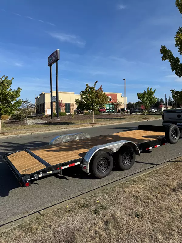 7' x 20' Flatbed Trailer 