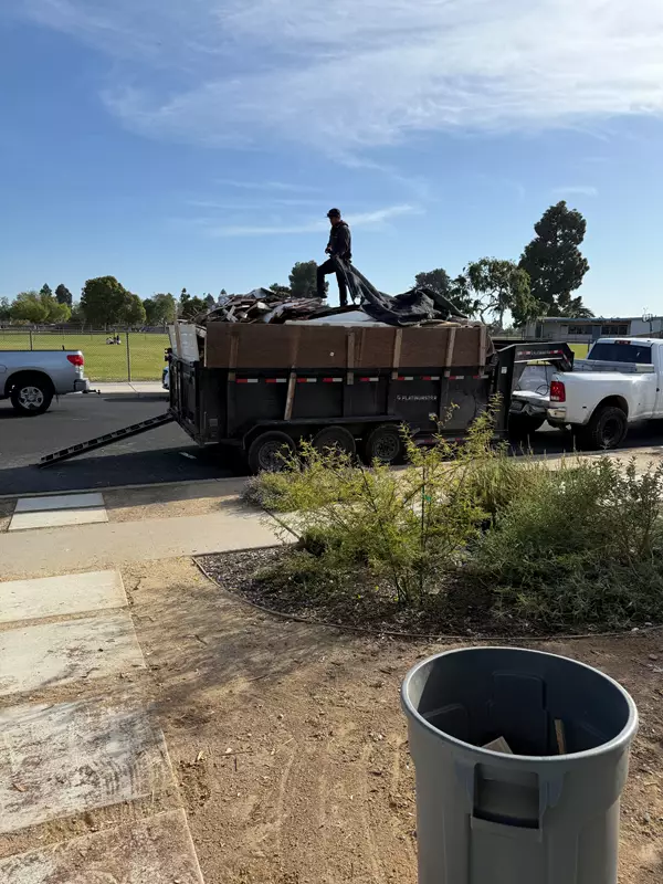 16' x 8' Dump Trailer