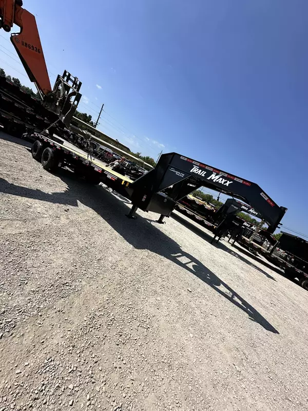 2025 25’ gooseneck deckover 