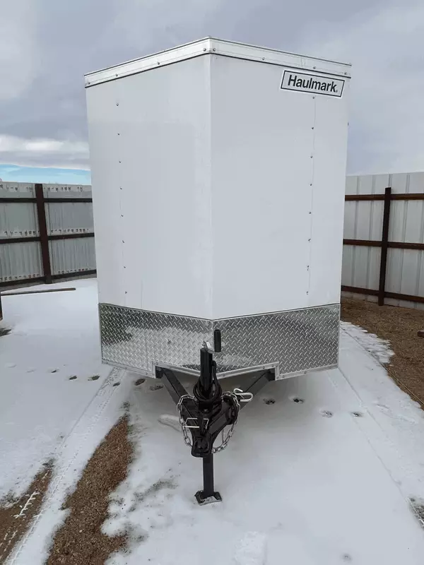 5' x 8' Enclosed Trailer