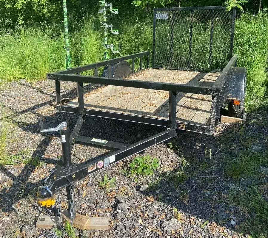 5ft x 10ft Utility Trailer with folding Ramp