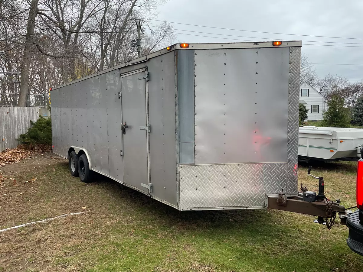 24' x 8.5' Enclosed Trailer