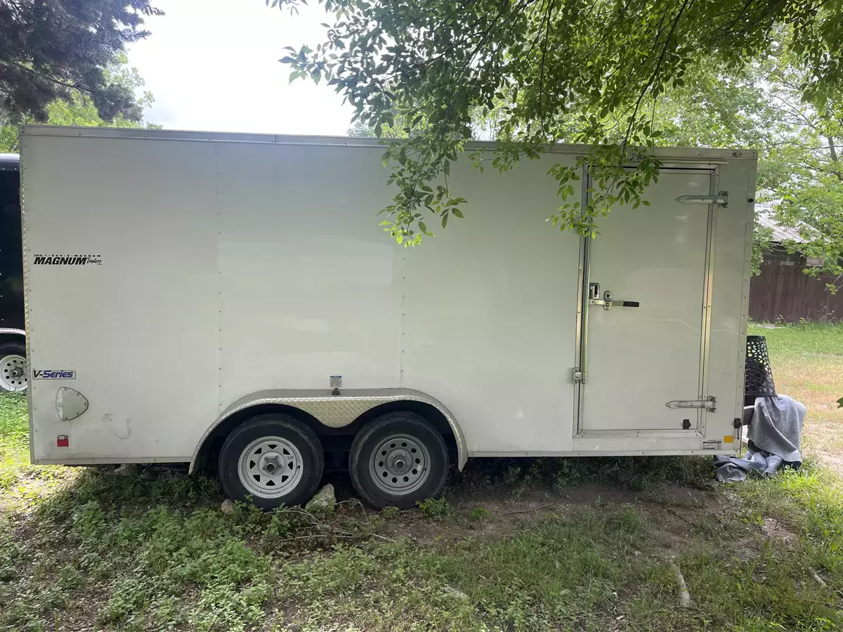 16' Enclosed Trailer 