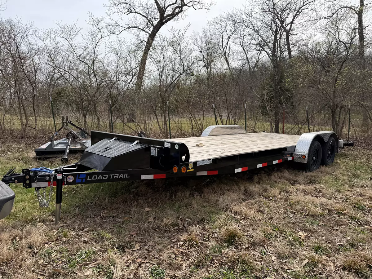 20ft Load Trail 5,000lb GVWR Car Hauler Trailer
