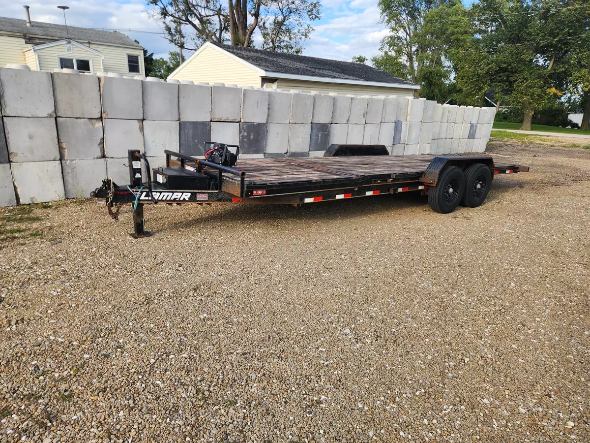 2019 Lamar Tilt Deck Trailer – 14,000lb GVWR, Winch & Tow Straps