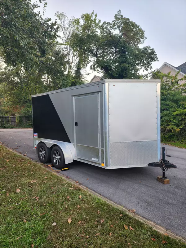 12' x 7' Enclosed Dual Axle