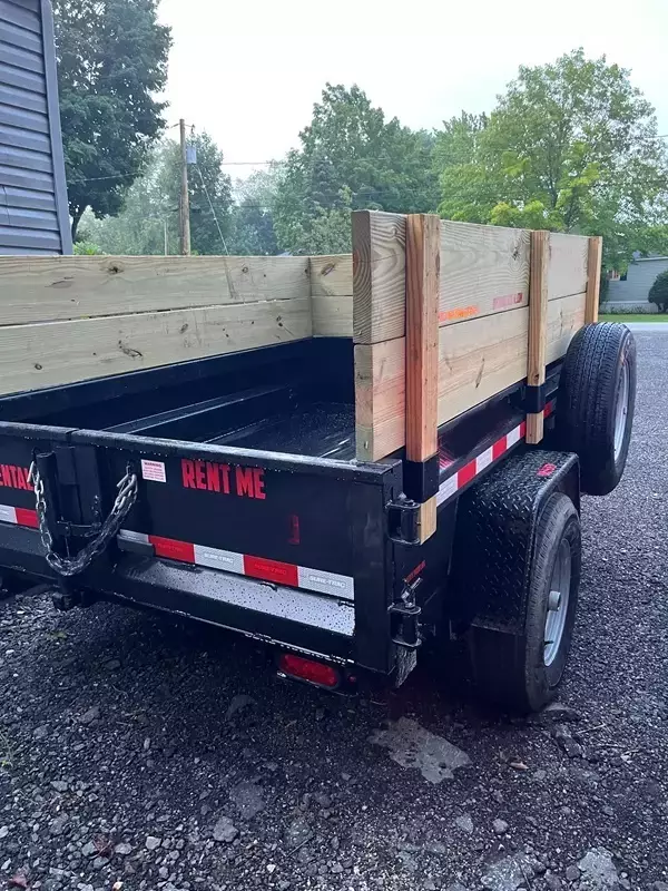 Dump trailer 5’x8’