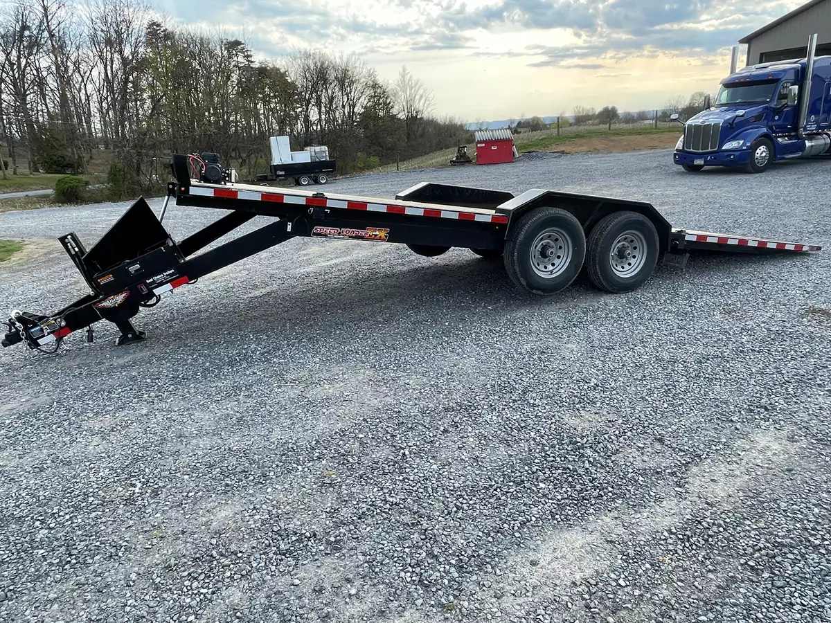 22' Tilt deck trailer