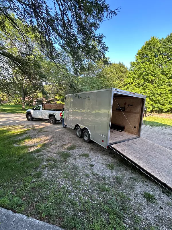 8.5' x 16' x 7' Enclosed Trailer