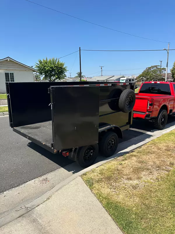 Brand New 2025 Sky Dump Trailer