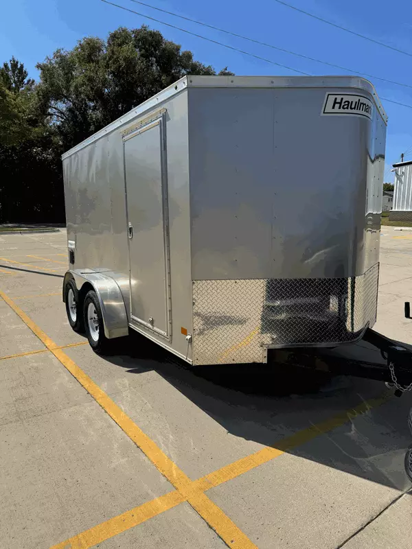 2018 Hallmark 14ft Enclosed Trailer