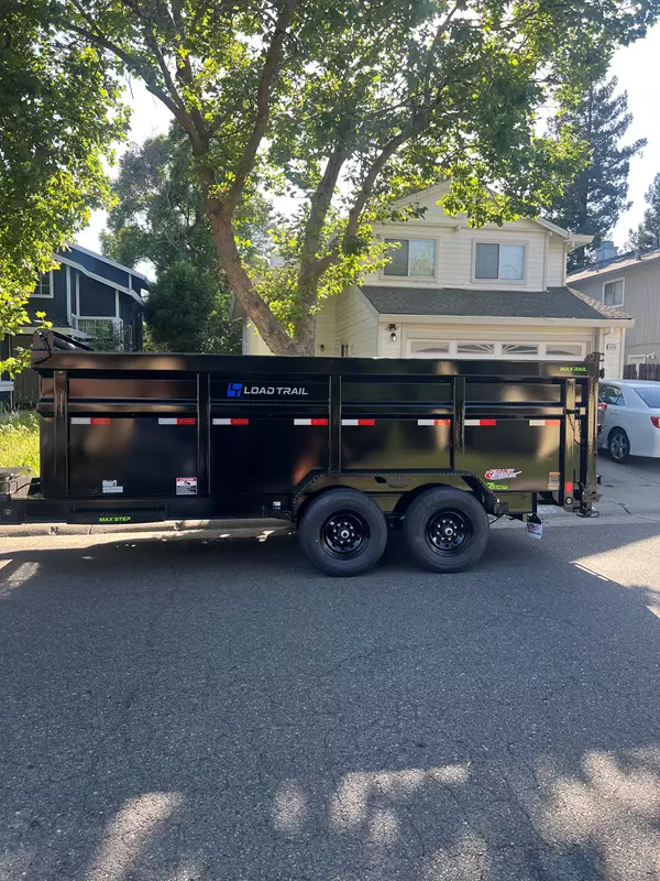 16' x 7' x 4' Dump Trailer