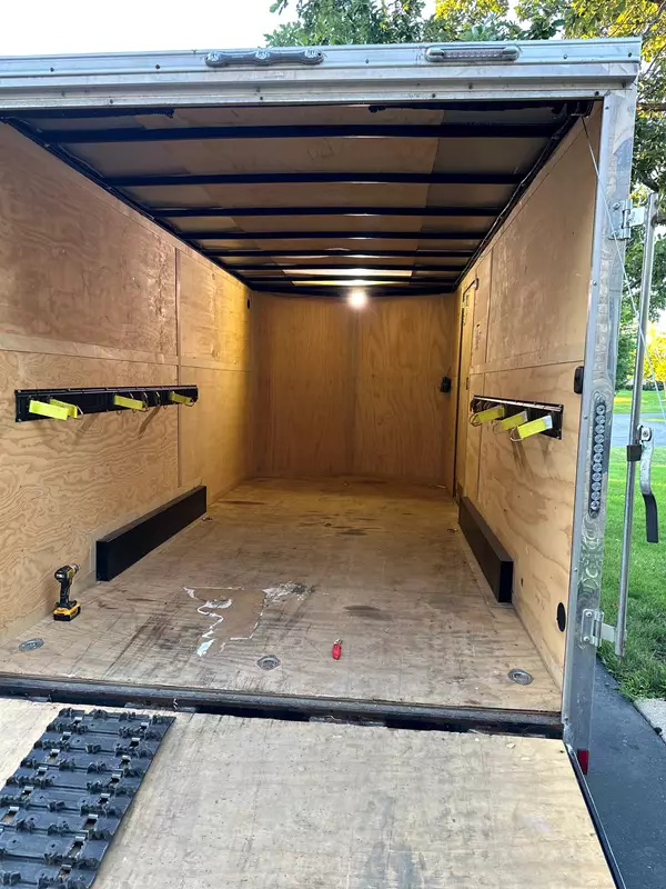 Enclosed Trailer 7'.5 x 16' with 7' Interior Height