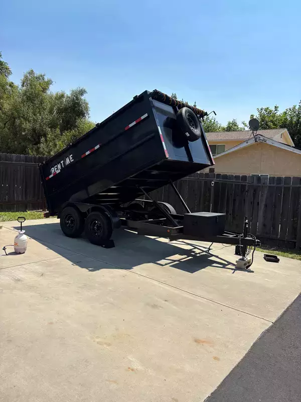 8' x 12' x 4' Dump Trailer
