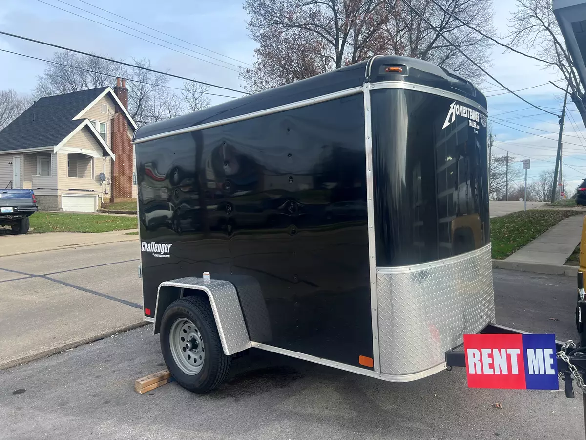 2024 Enclosed Trailer 8' x 5'