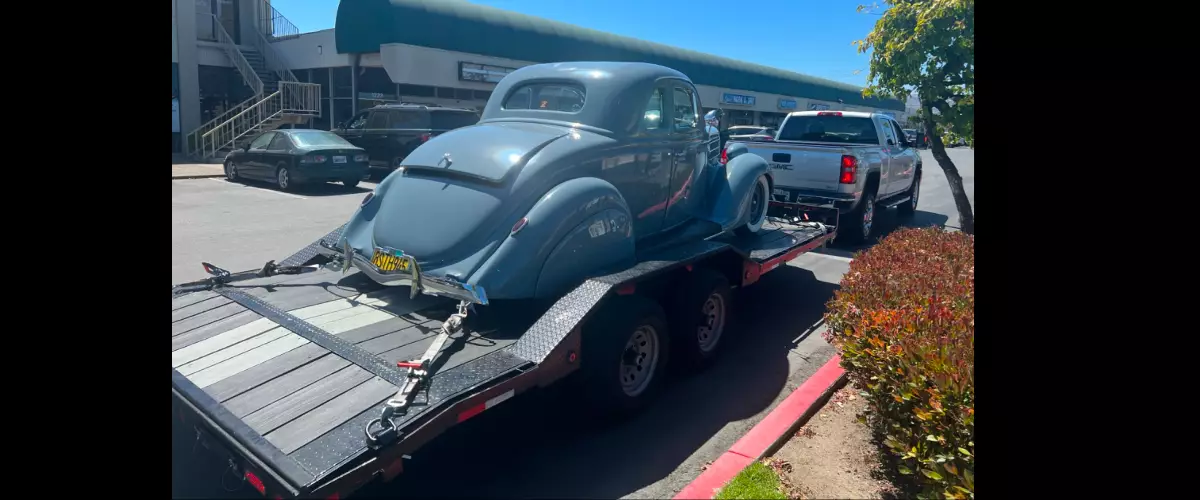 103 " wide Car Hauler with drive over Fenders