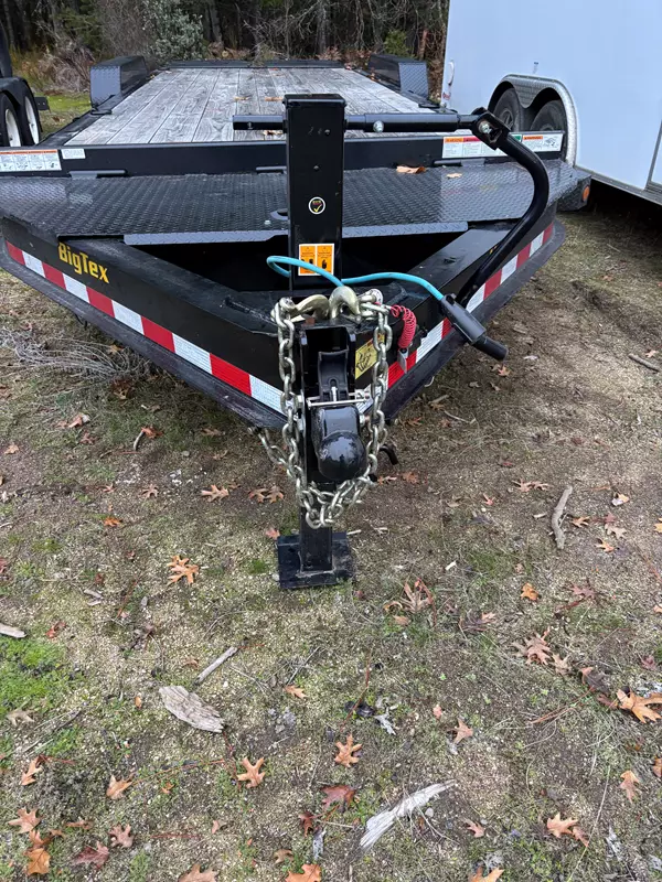 22’ x 83” 16,000lb Equipment Trailer