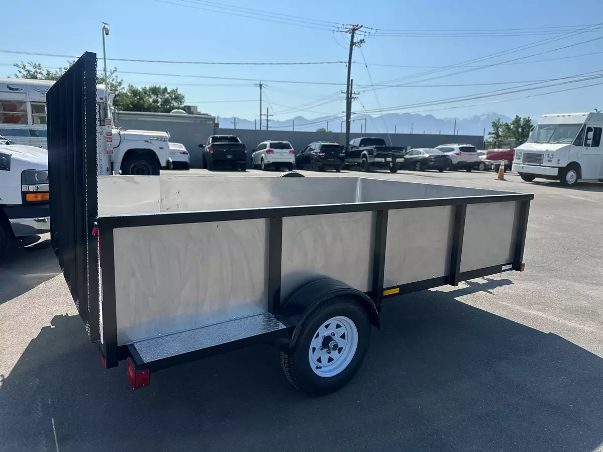 7ft x 11ft Utility Trailer 