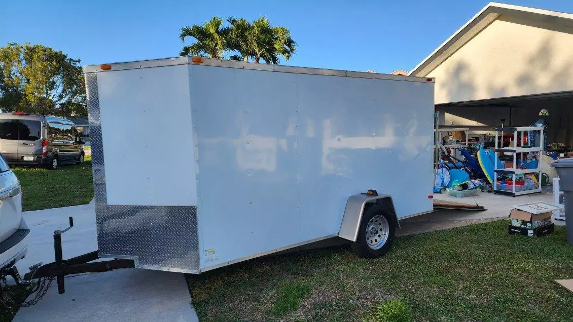 6' x 12' Enclosed Single Axle Trailer V-Nose