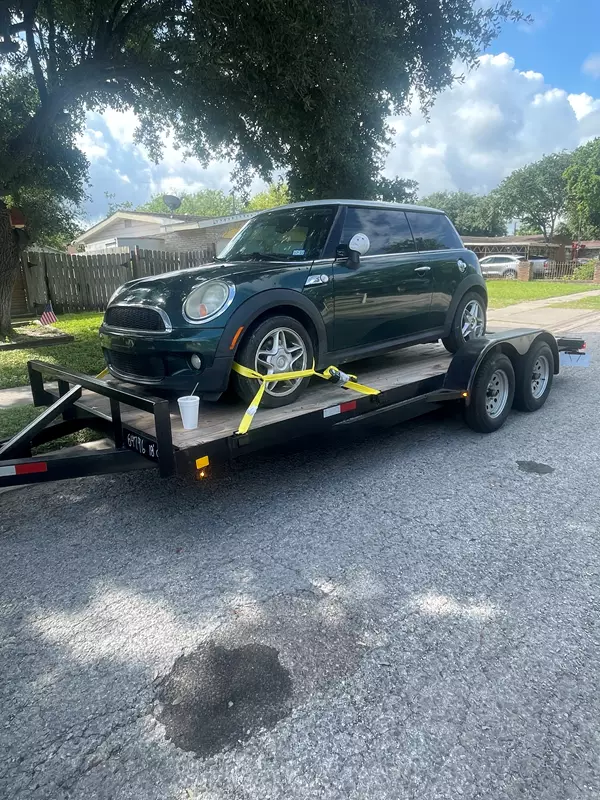 2023 CM 82”x18’ flat bed auto hauler 