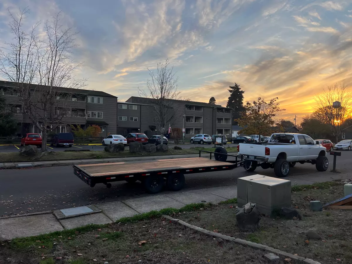 14k 20x8.5 deck over with ramps 