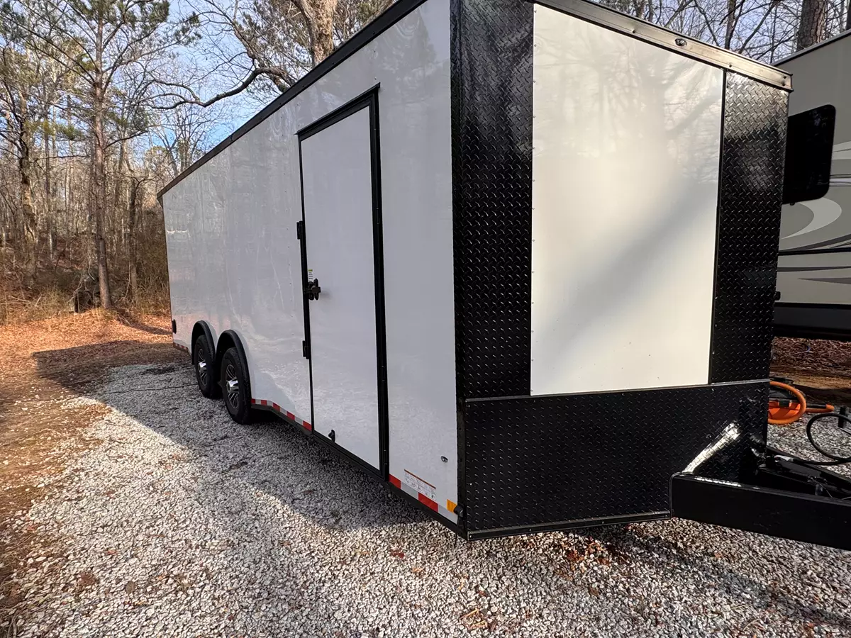 22’ Enclosed Car Trailer 
